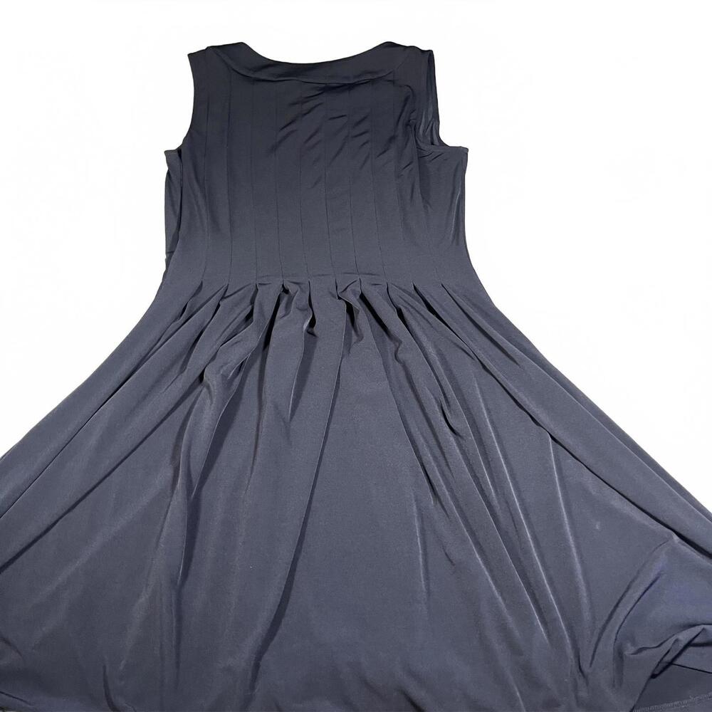 Brooks Brothers $349 Woman’s L Pleated Flare Dress Sleeveless poly/spandex blend - Picture 3 of 9